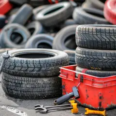 Gdzie sprzedać opony – najlepsze miejsca i porady ekspertów