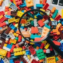 Klocki LEGO na sztuki – gdzie kupić pojedyńcze elementy?