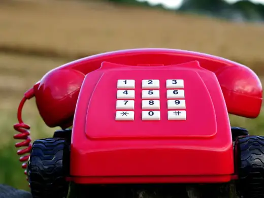 Najtańszy telefon stacjonarny - Czy na pewno oszczędzasz?